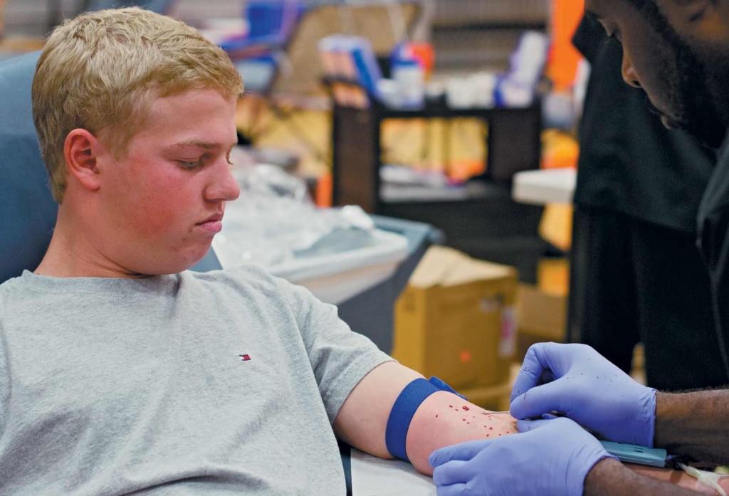 blood-drive-sav_blooddrive11