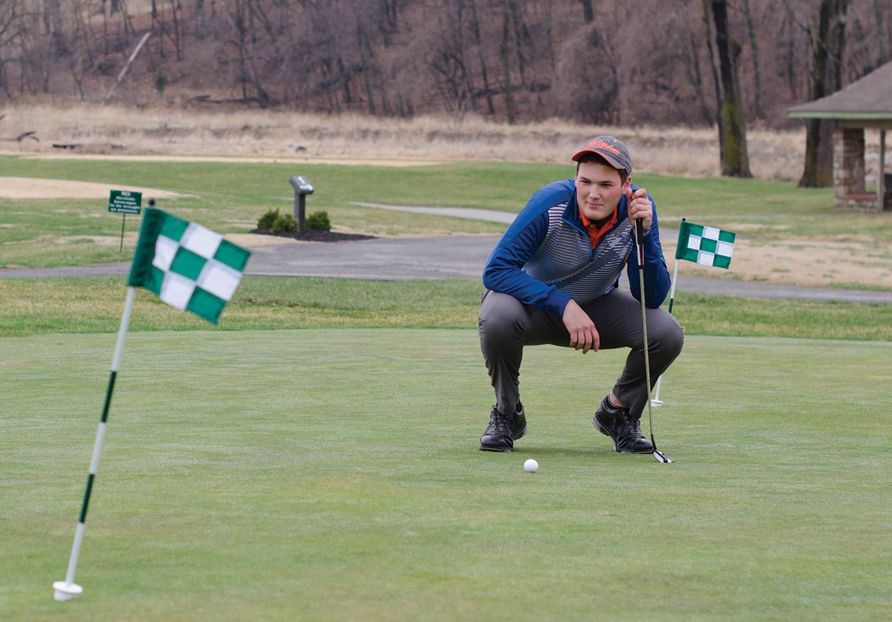 Boys Golf Starts Tryouts