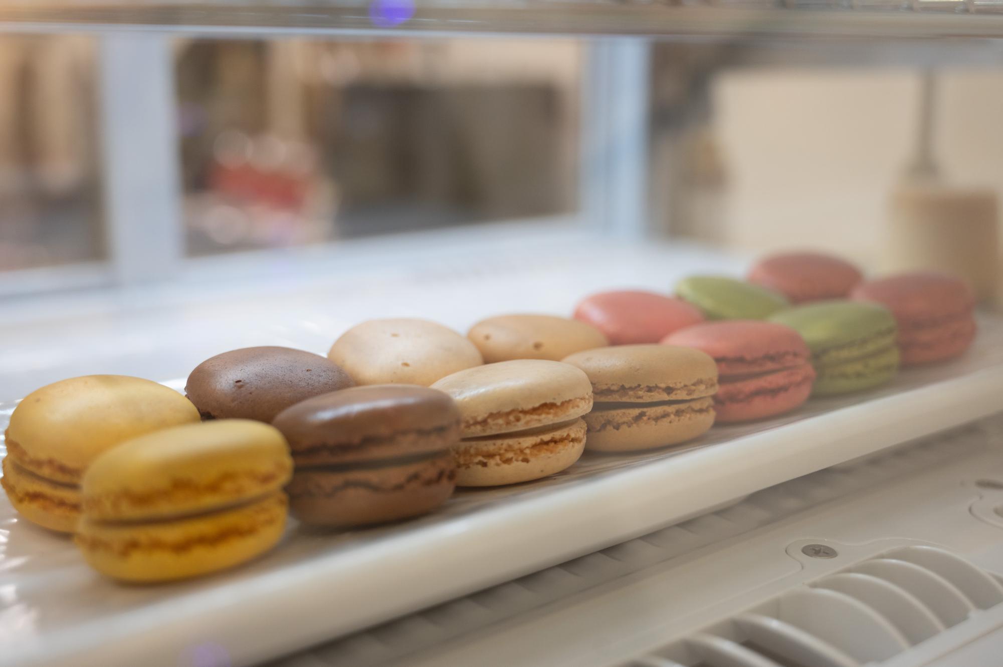 FORKS DOWN: MOSAIC CAFE